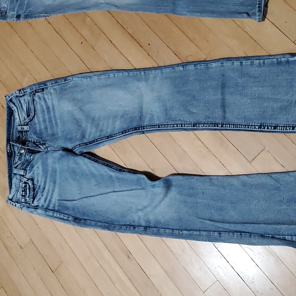 SILVER JEANS size 31 length 31 (mens sizing not Women’s 31)